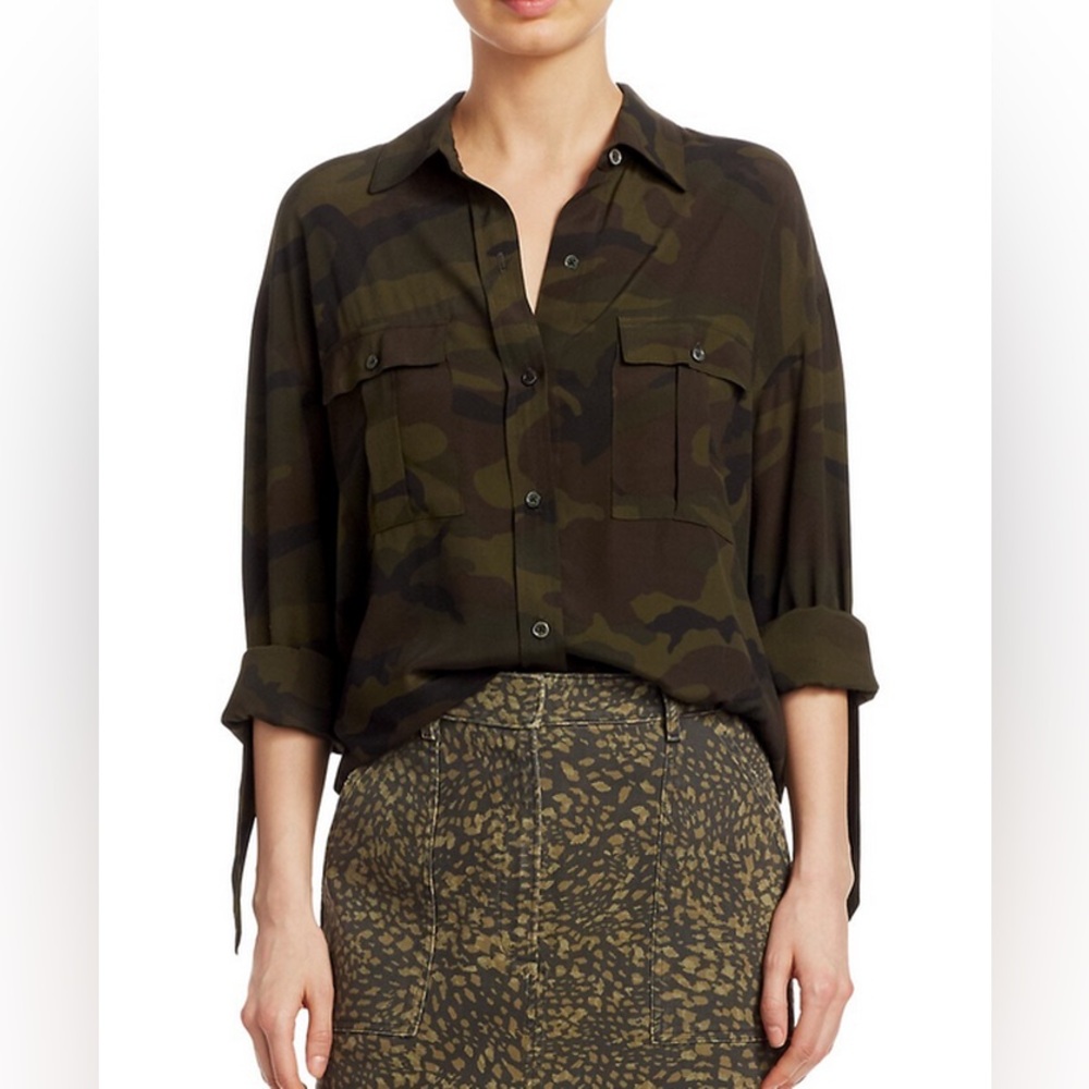 Le Superbe Roaming Safari Camo Print Rayon Tunic Small